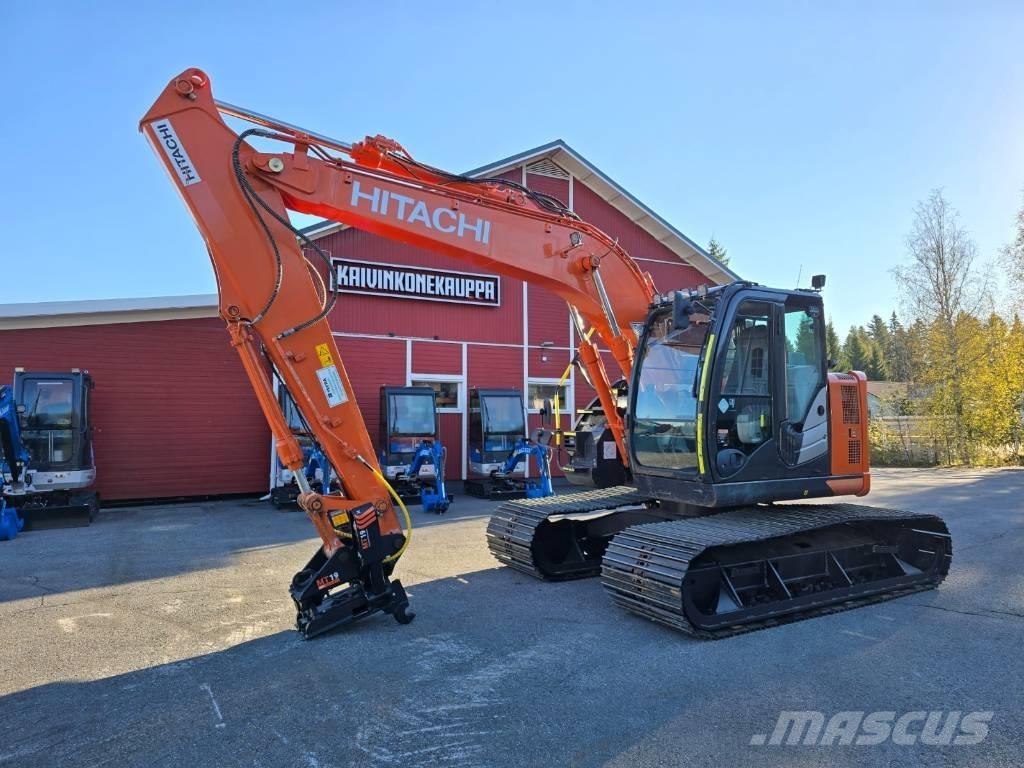 Hitachi ZX 135 US-6 Escavadoras de rastos