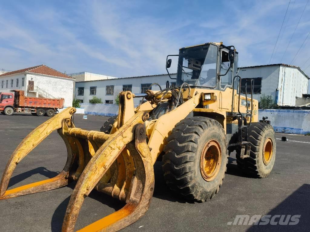 Komatsu WA 320-3 Pás carregadoras de rodas