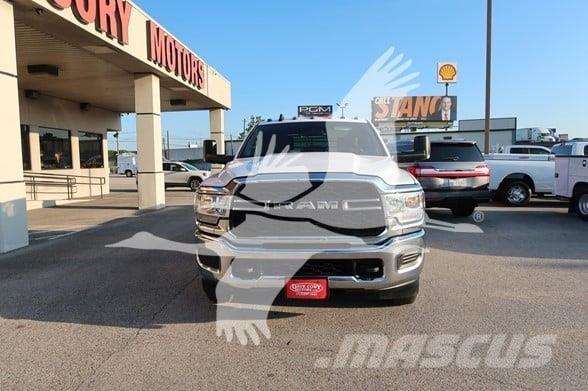 RAM 3500 HD Camiões estrado/caixa aberta