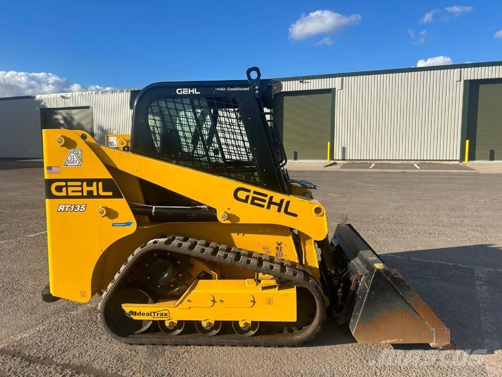 Gehl RT135 Carregadoras de direcção deslizante