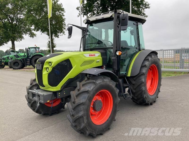 CLAAS AXOS 240 Tratores Agrícolas usados
