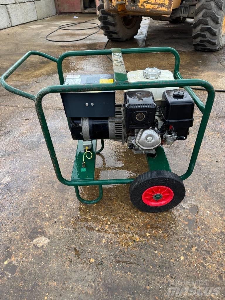 Harrington 3.8KVA Geradores Gasolina
