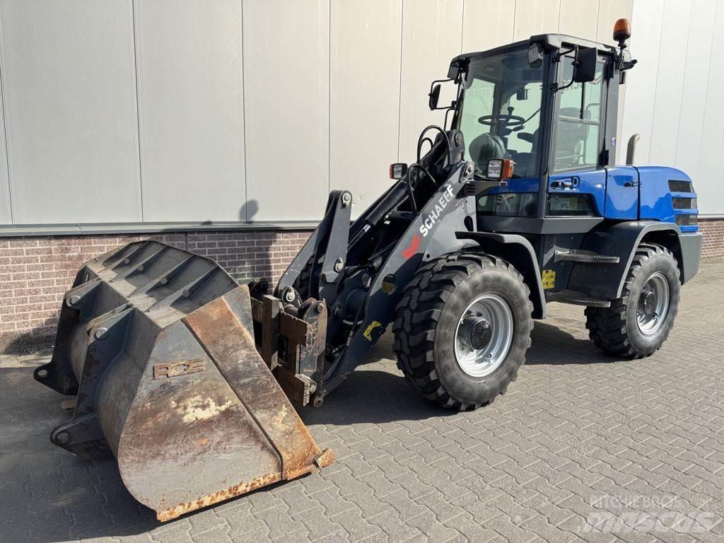 Schaeff TL100 Pás carregadoras de rodas
