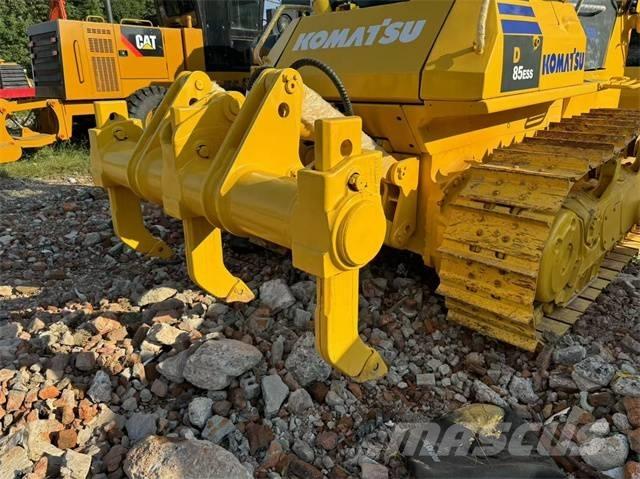 Komatsu D 85 EX Dozers - Tratores rastos