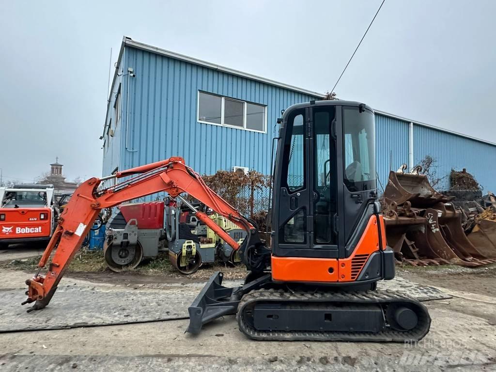 Hitachi ZX 27 U-2 Mini Escavadoras <7t