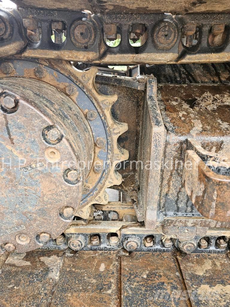 Hitachi ZX 135 US-7 Escavadoras de rastos