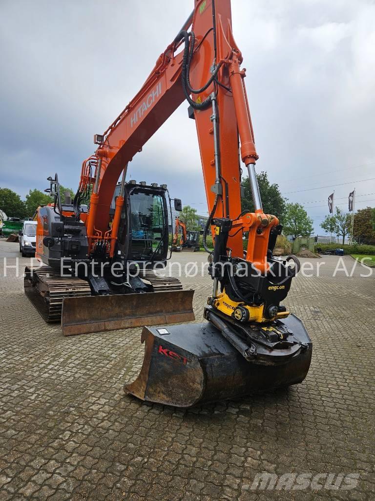 Hitachi ZX 135 US-7 Escavadoras de rastos