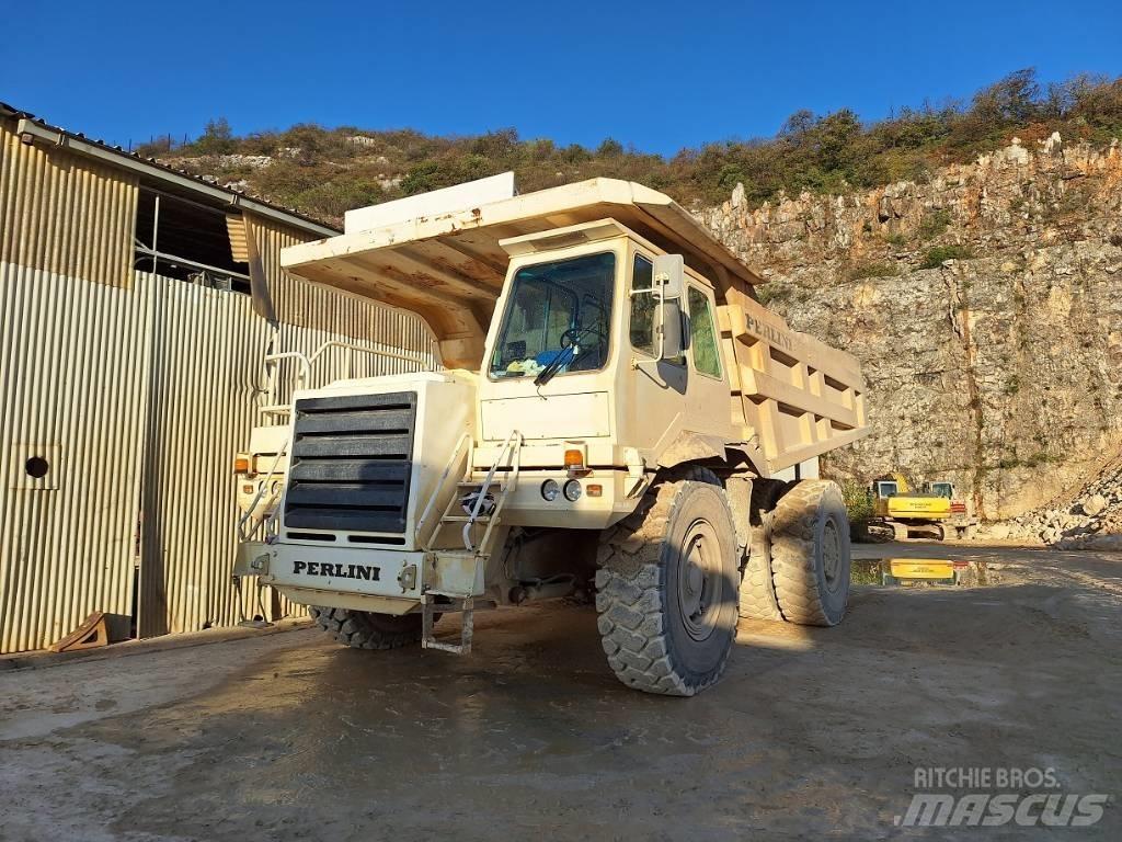 Perlini D655E Camiőes dumper basculantes rígidos