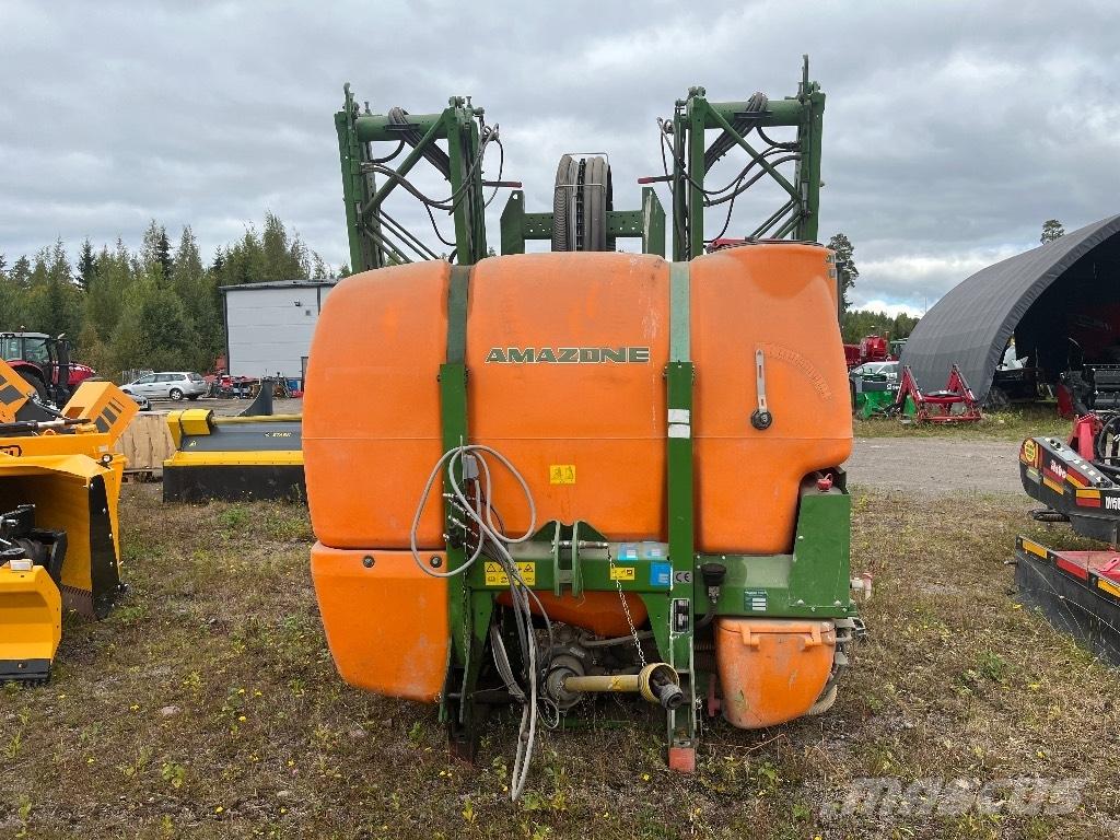 Amazone UF 1501 Pulverizadores rebocados