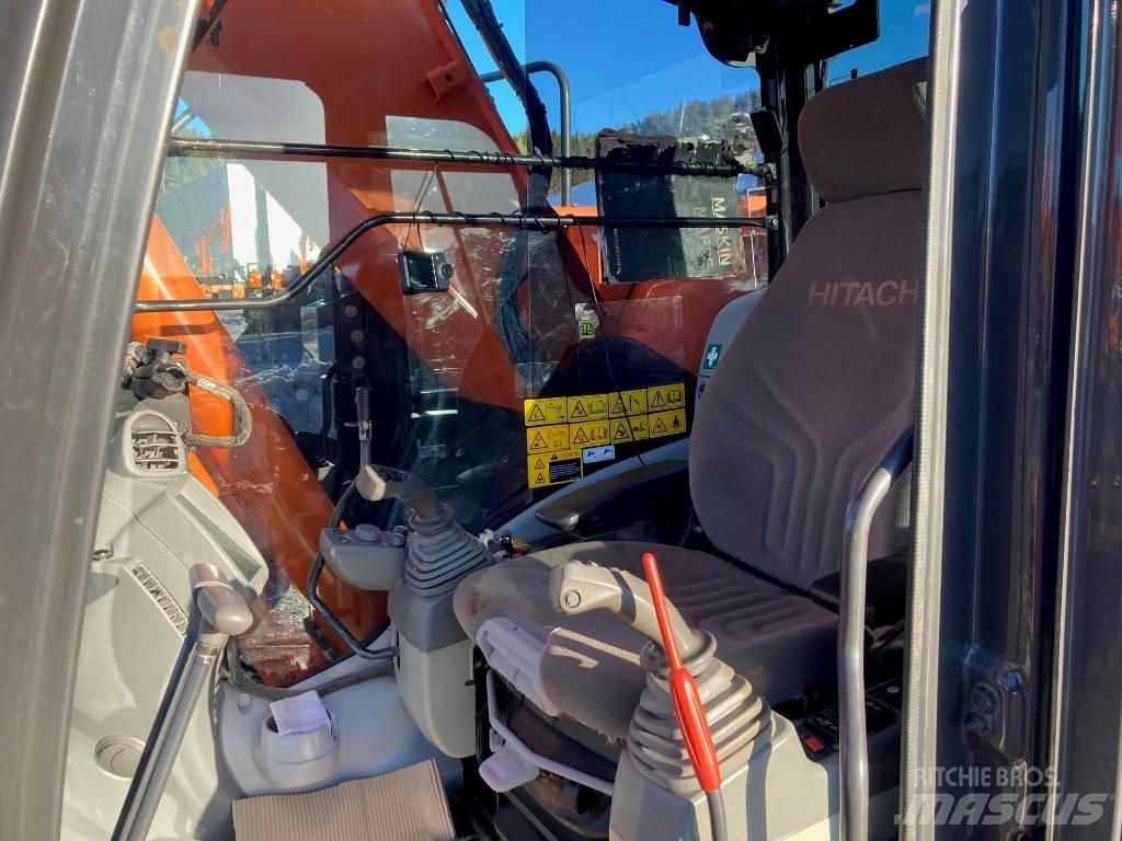 Hitachi ZX225USLC-5 Escavadoras de rastos