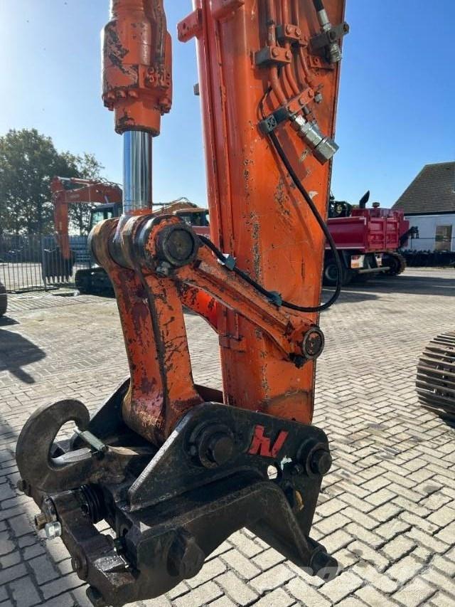 Hitachi ZX 130 Escavadoras de rastos