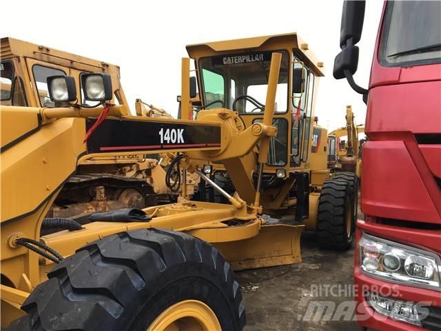 CAT 140K Motoniveladoras