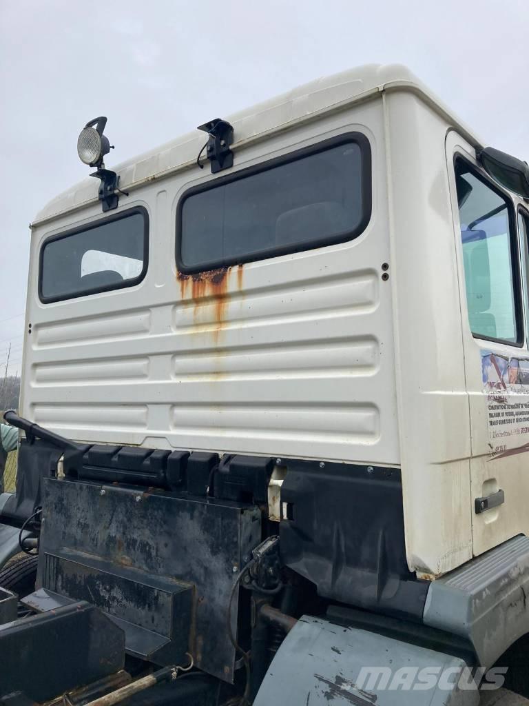 MAN FE 360 A Camiões Ampliroll