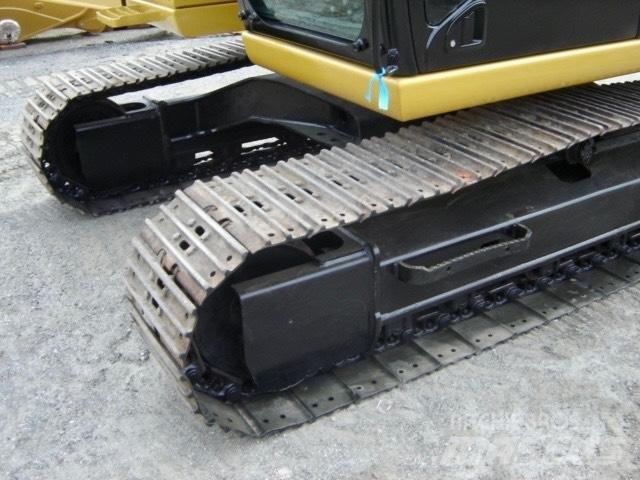 CAT 311F Escavadoras de rastos