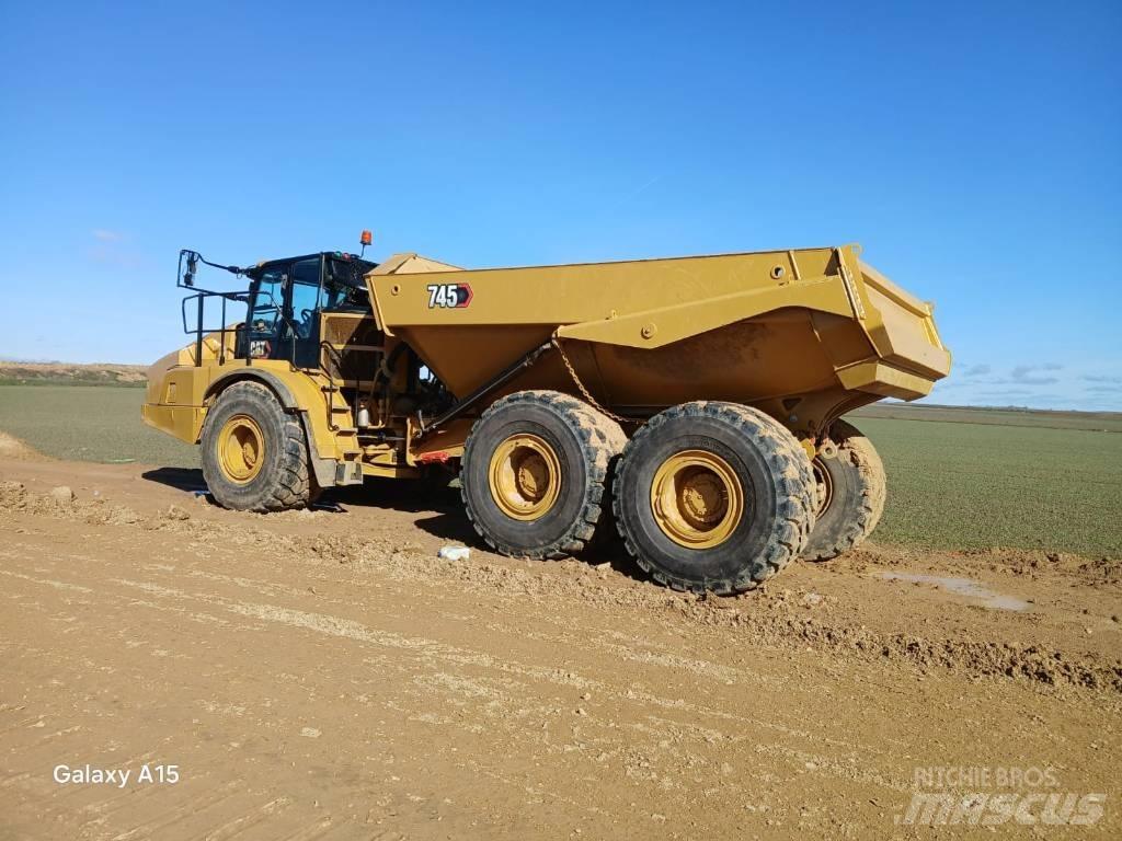 CAT 745 Camiões articulados