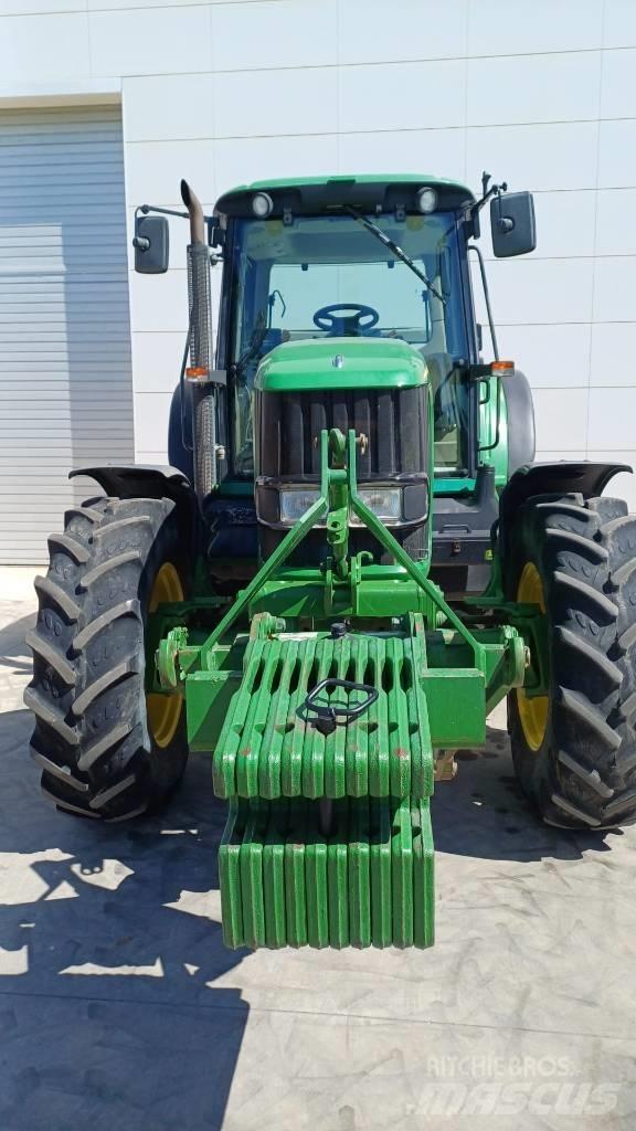John Deere 6820 Tratores Agrícolas usados