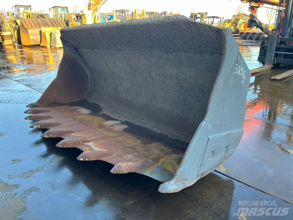 CAT 980 Bucket Baldes