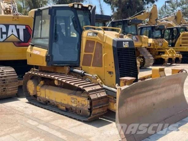 CAT D 4 K 2 XL Dozers - Tratores rastos