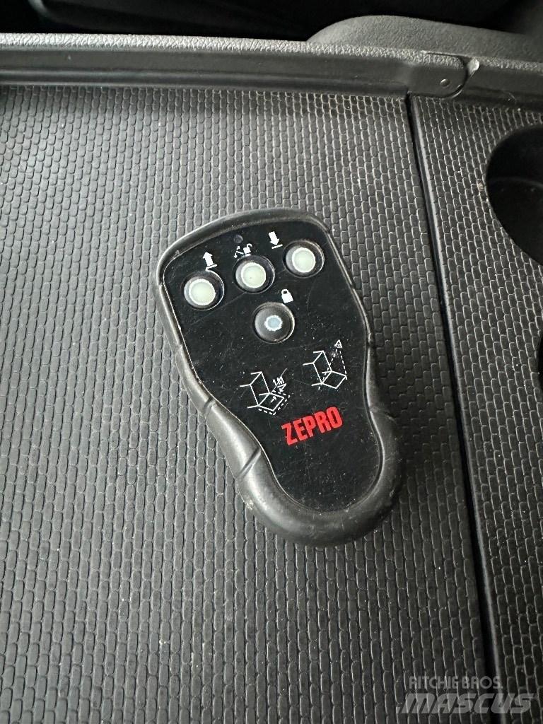 Volvo FM 330 Camiões caixa temperatura controlada