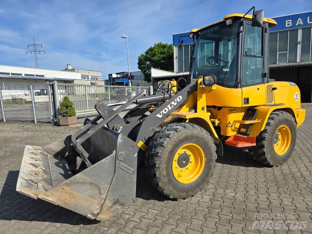 Volvo L 30 G Pás carregadoras de rodas