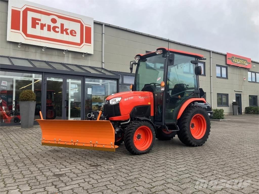 Kubota B2231 %SALE!% Tractores compactos