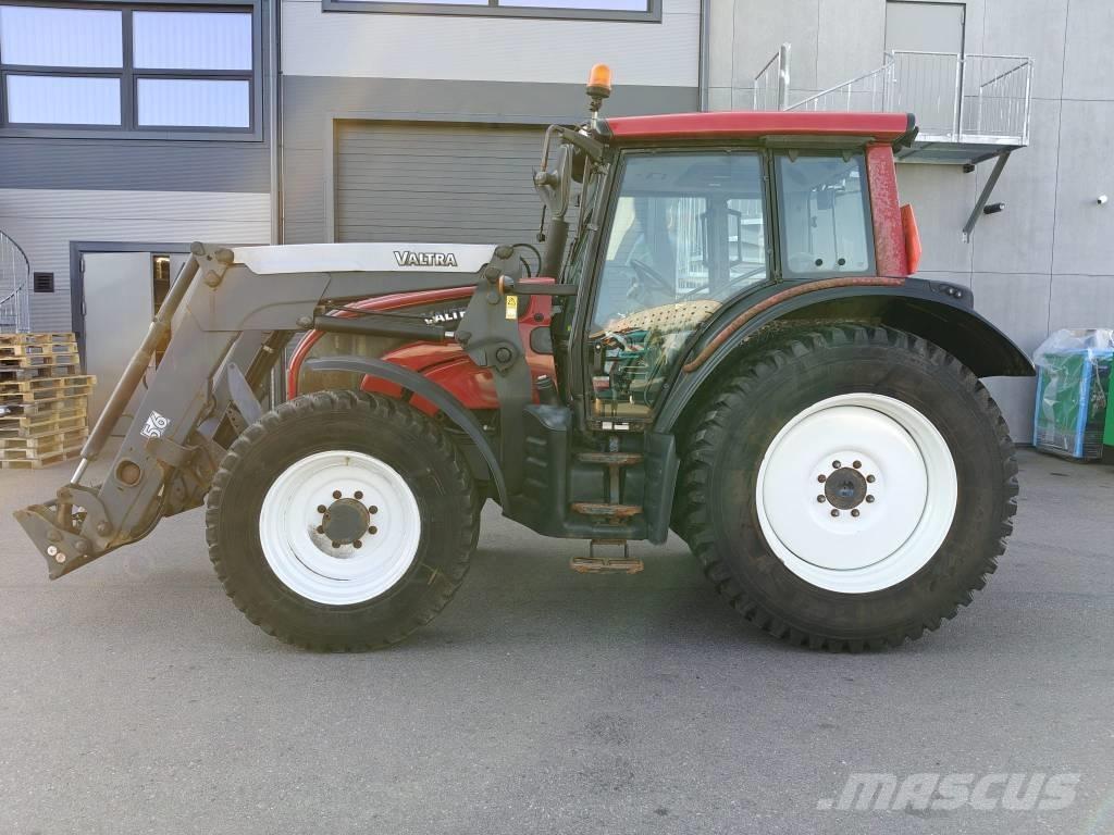 Valtra N 101 Tratores Agrícolas usados