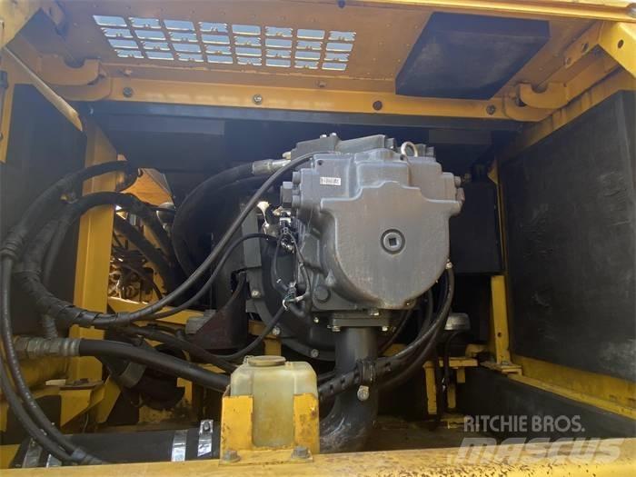 Komatsu PC450-8 Escavadoras de rastos