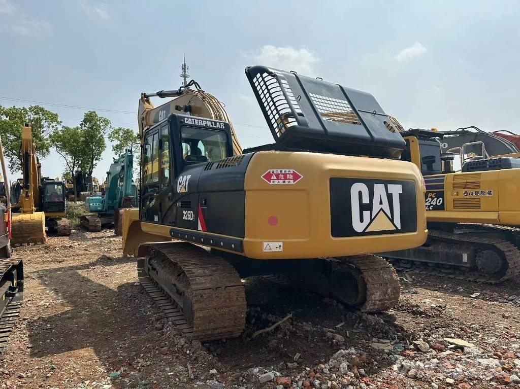 CAT 326 Escavadoras de rastos