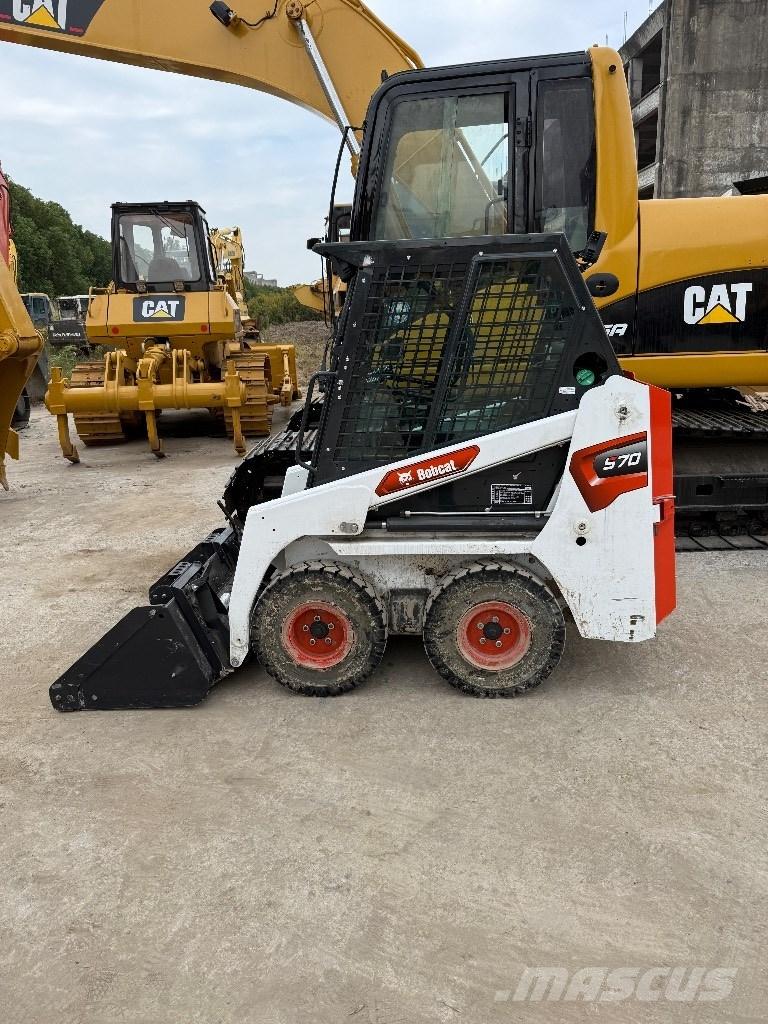 Bobcat S70 Carregadoras de direcção deslizante