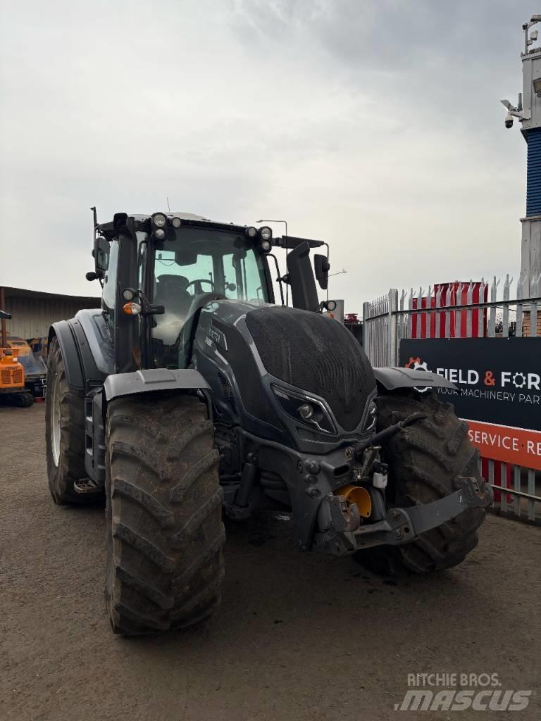 Valtra T 254 Tratores Agrícolas usados