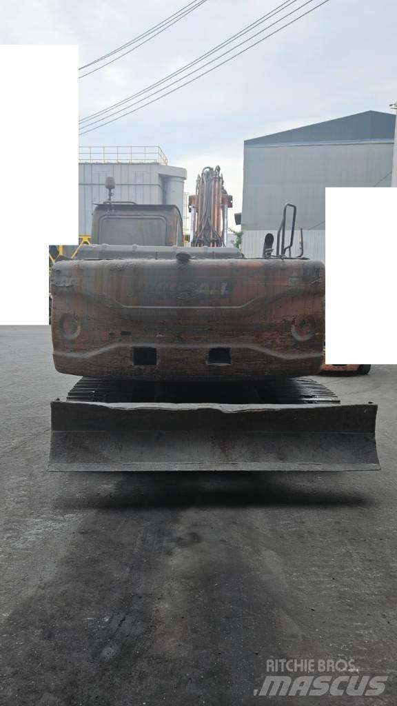 Doosan DX 140 LC Escavadoras de rastos