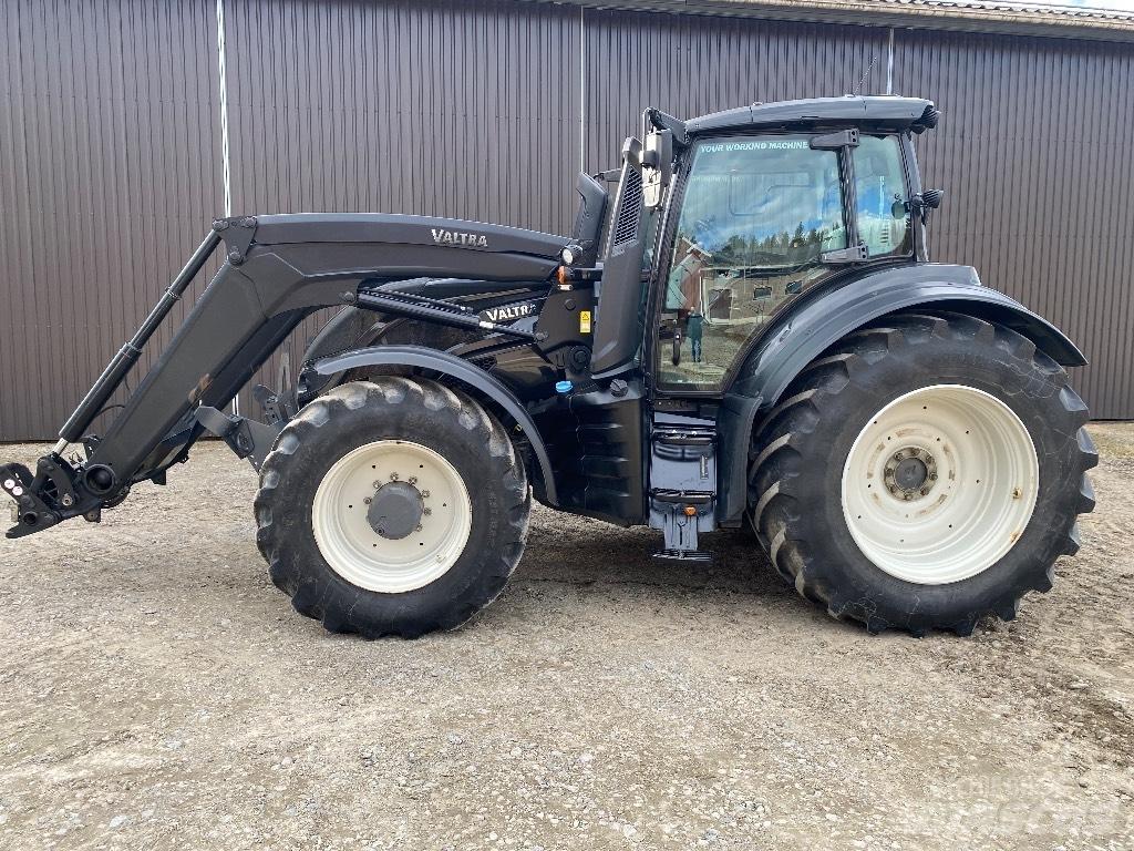 Valtra T254 V Tratores Agrícolas usados
