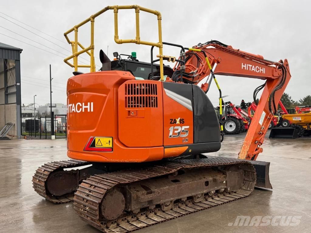 Hitachi ZX 135 US-7 Escavadoras de rastos
