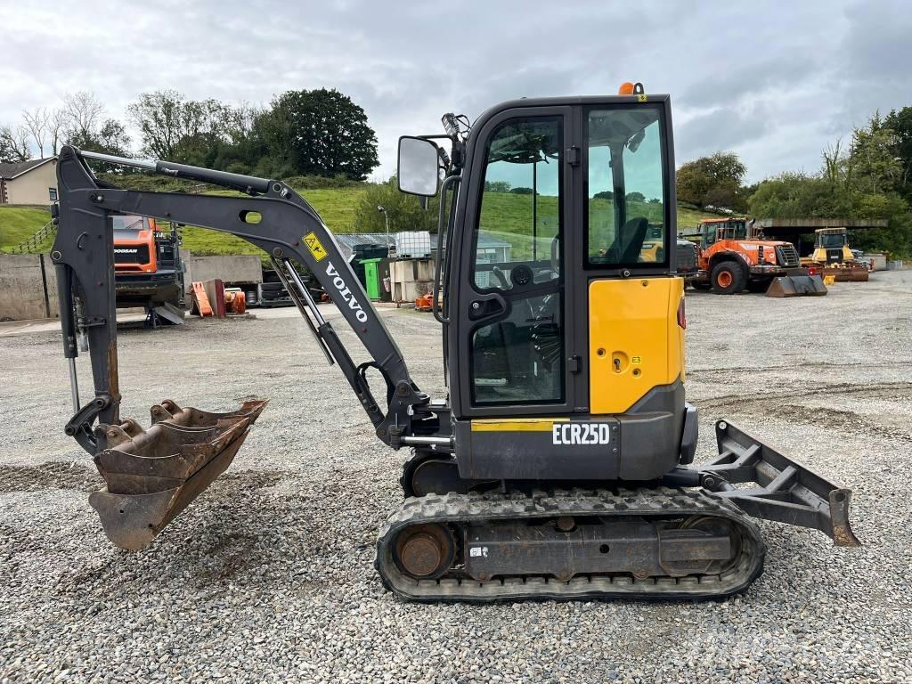 Volvo ECR 25 D Mini Escavadoras <7t