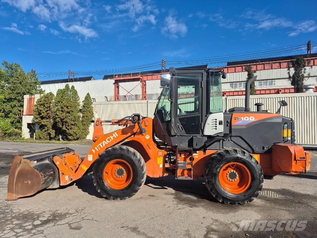 Hitachi ZW 100 Pás carregadoras de rodas