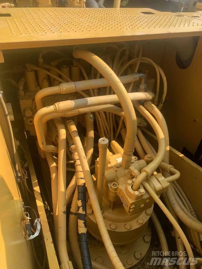 CAT 320 D Escavadoras de rastos