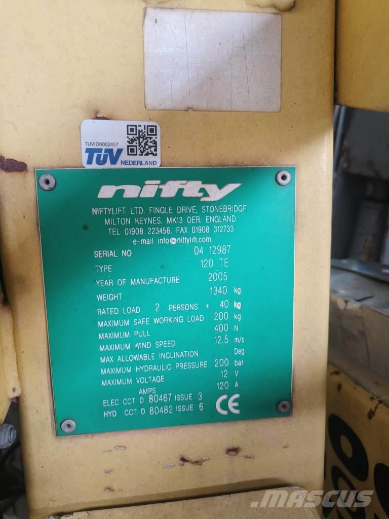 Niftylift 120 TE Plataformas aéreas montadas em atrelados