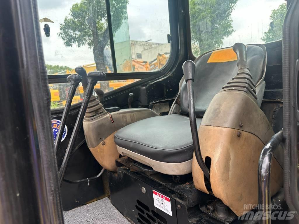 CAT 303 Mini Escavadoras <7t