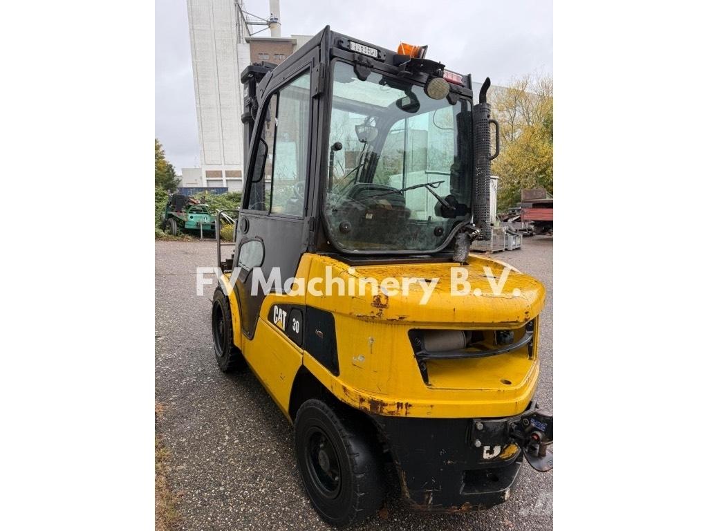 CAT DP 30 N Empilhadores Diesel