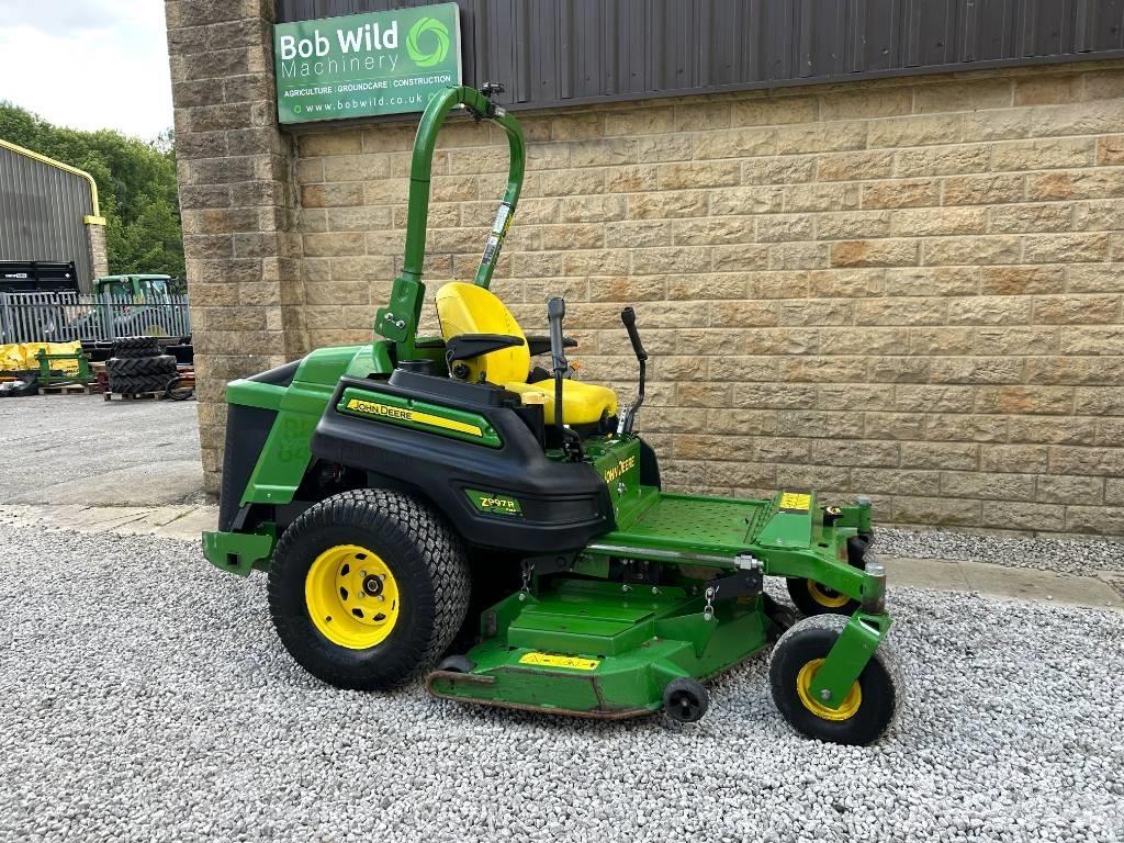 John Deere 997 Corta-Relvas Zero turn