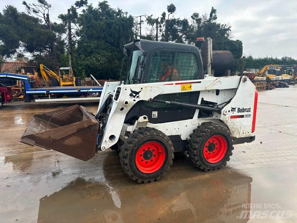 Bobcat S550 Carregadoras de direcção deslizante