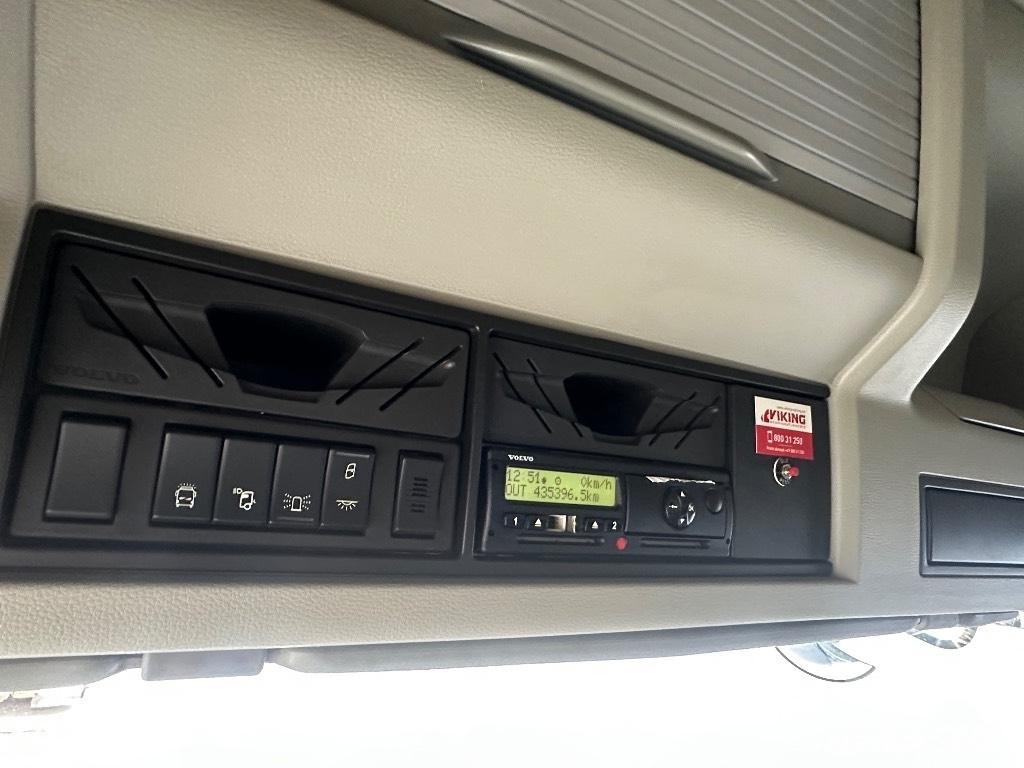 Volvo FMX 540 6x2*4 Camiões Ampliroll