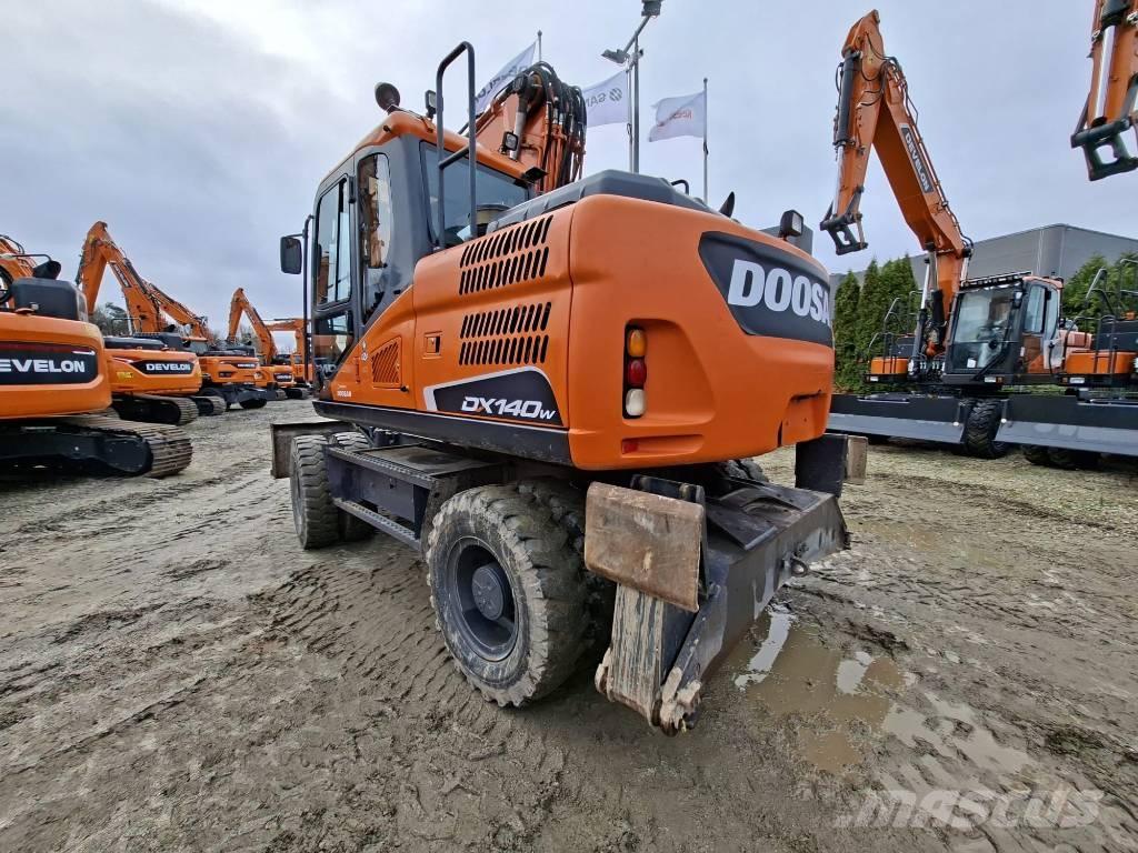 Doosan DX140W-5 Escavadoras de rodas