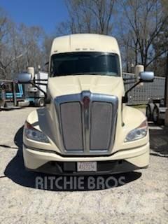 Kenworth T 680 Tractores (camiões)