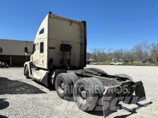 Kenworth T 680 Tractores (camiões)