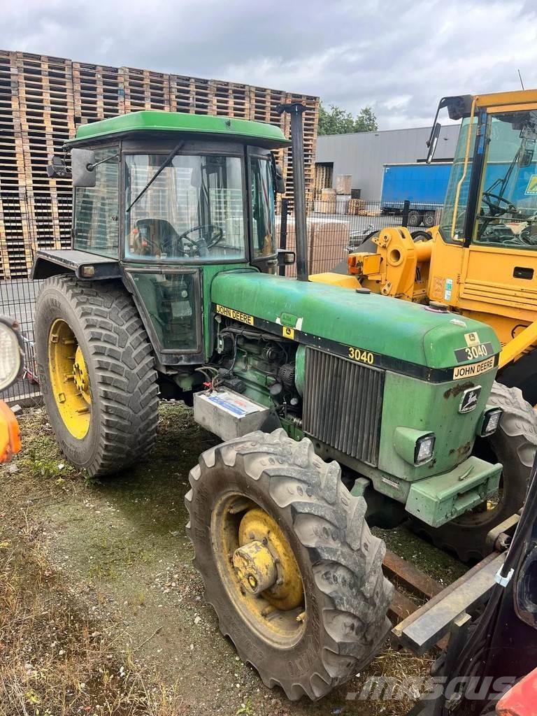 John Deere 3040 Tratores Agrícolas usados
