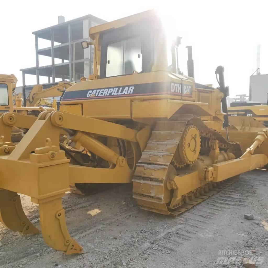 CAT D7H Dozers - Tratores rastos