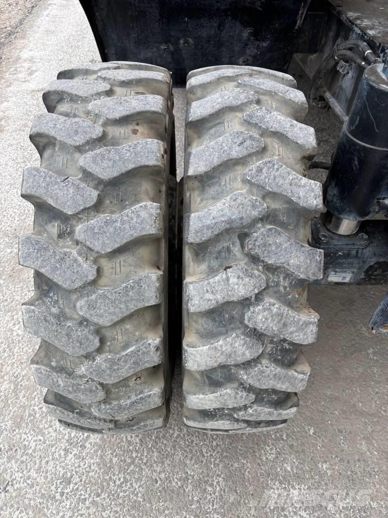 Hitachi ZX 140 W-5B Escavadoras de rodas