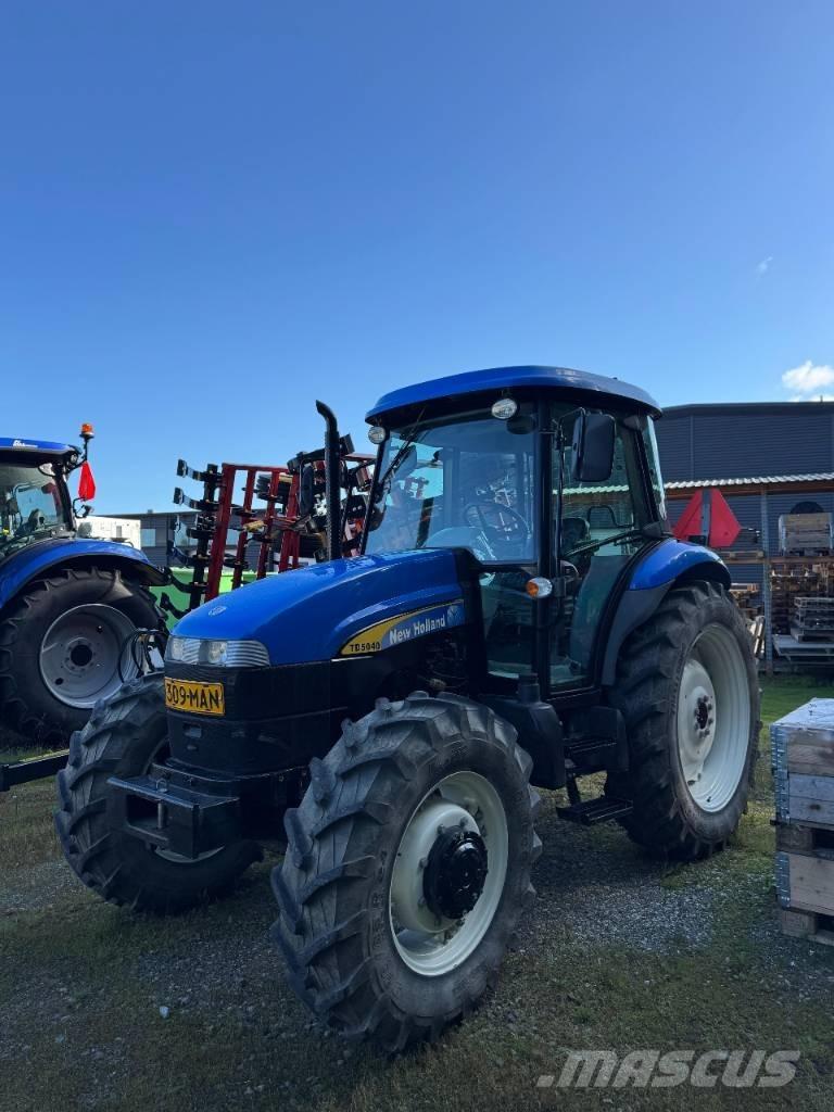 New Holland TD 5040 Tratores Agrícolas usados