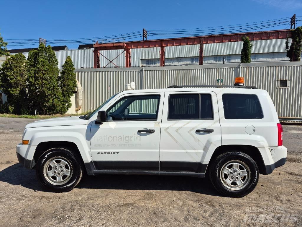 Jeep Patriot Outros
